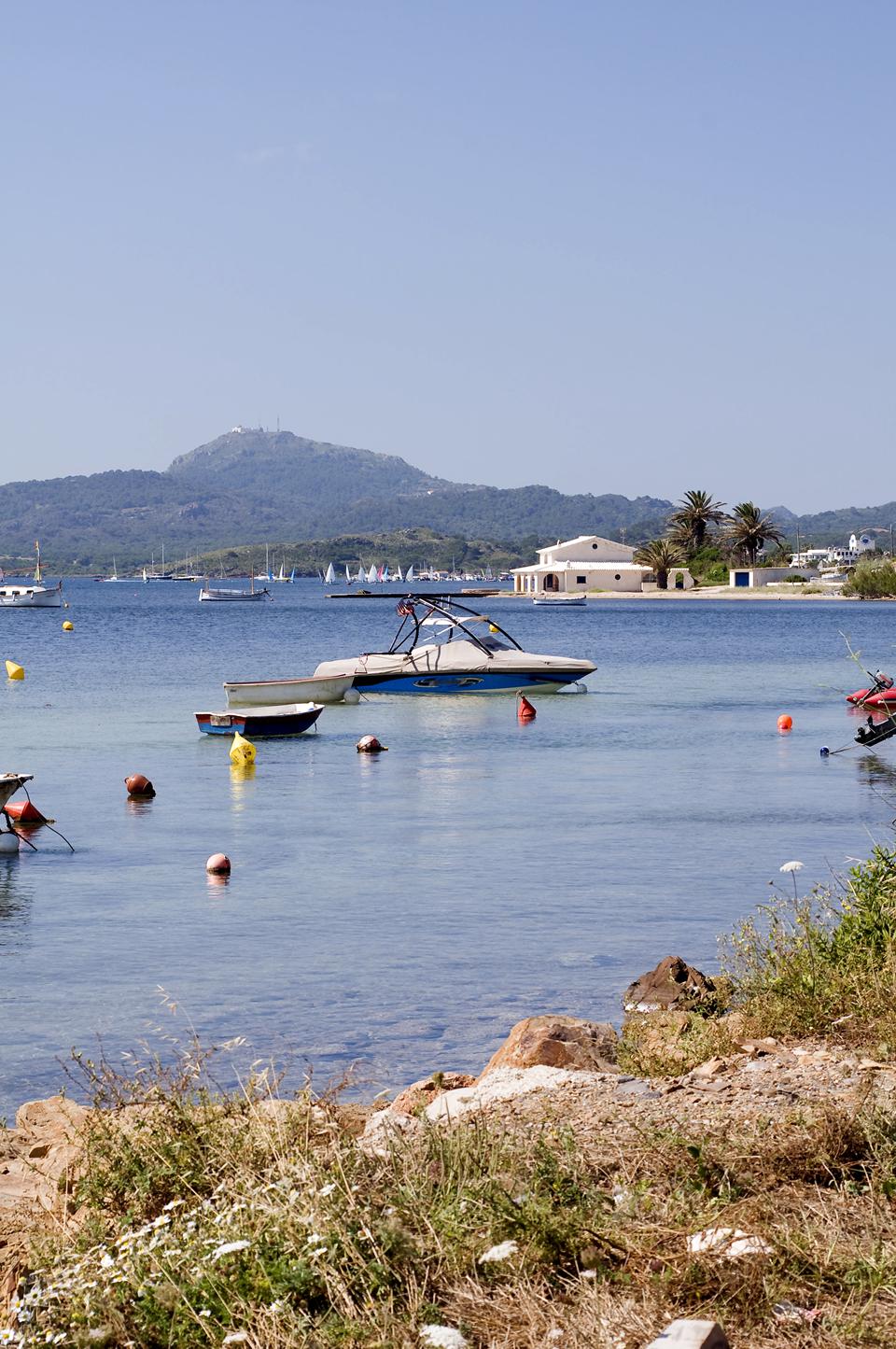 Fornells Foto: 1 van 3