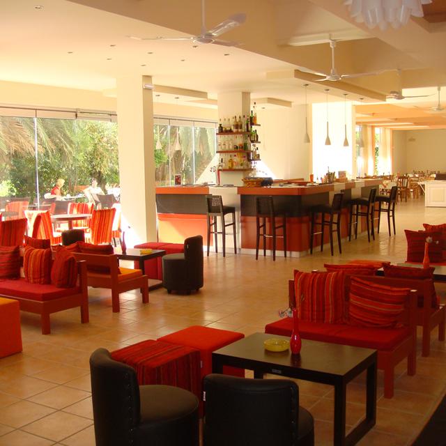 Hotel Ipsos Beach