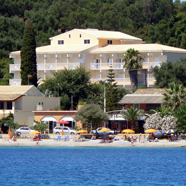 Hotel Ipsos Beach