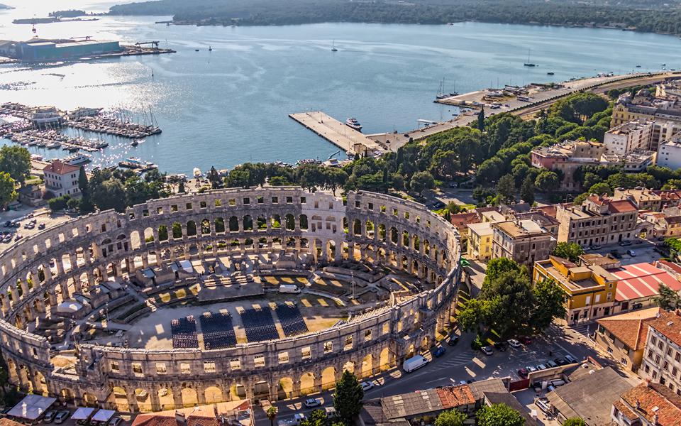 Pula Photo : 1 sur 7