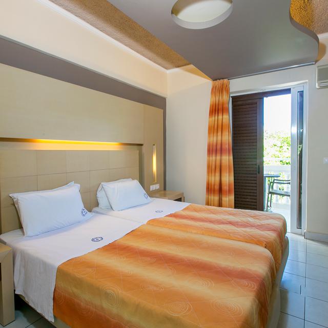 Hotel Louros Beach