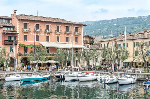 Photo de Torri del Benaco