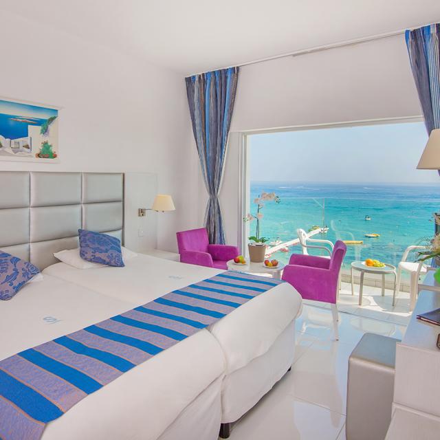 Tsokkos Silver Sands