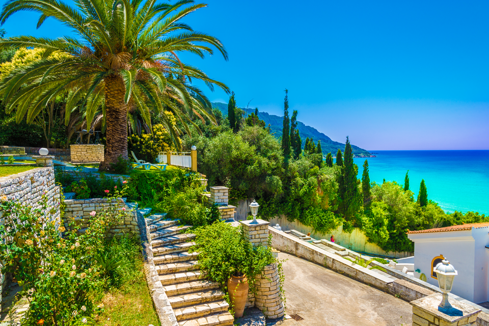 Agios Georgios Pagon Foto: 2 van 2