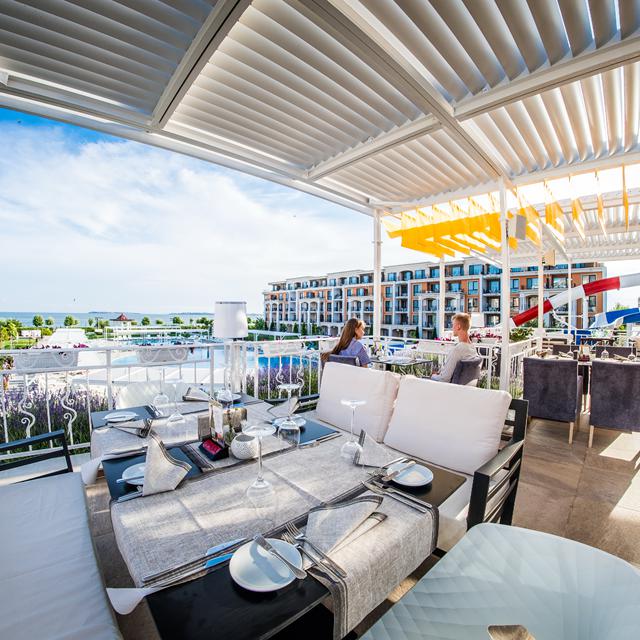 Premier Fort Beach Aparthotel