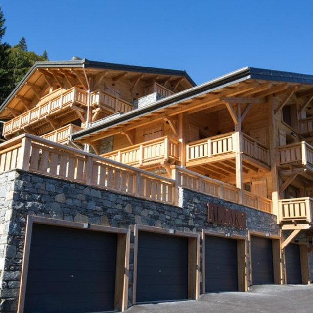 Elevation Alps, Altaka 1