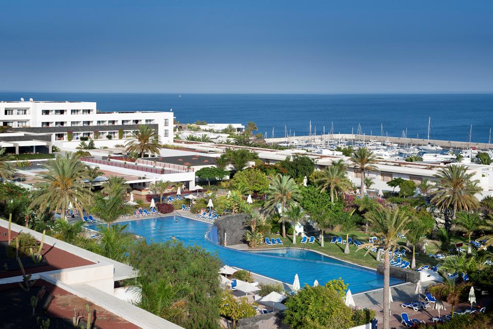 Hotel Costa Calero
