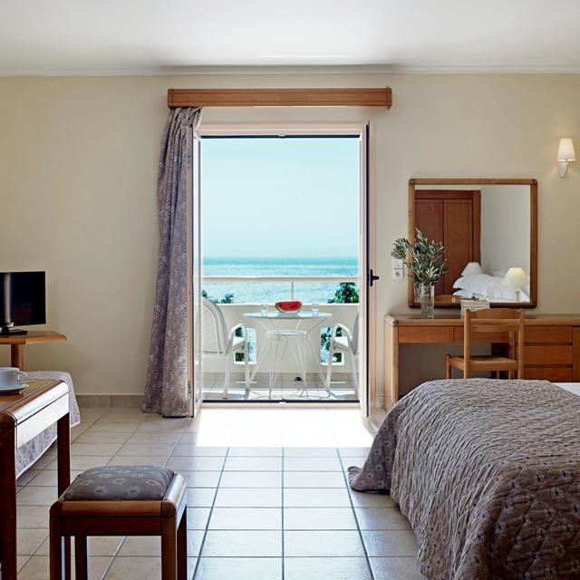 Hotel Canvas by Mitsis Family Village