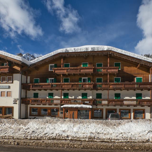 Hotel Rododendro
