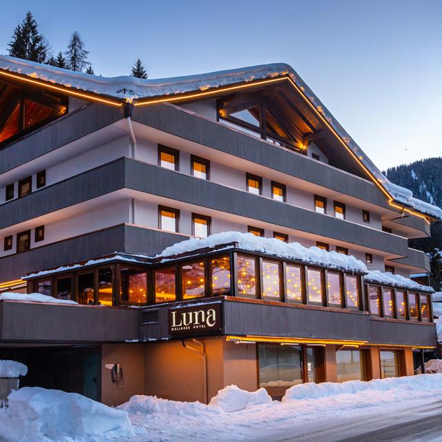Luna Wellness Hotel