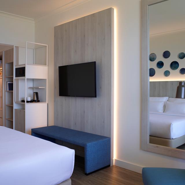 Amus Hotel & Spa (voorheen Rhodes Bay Hotel)