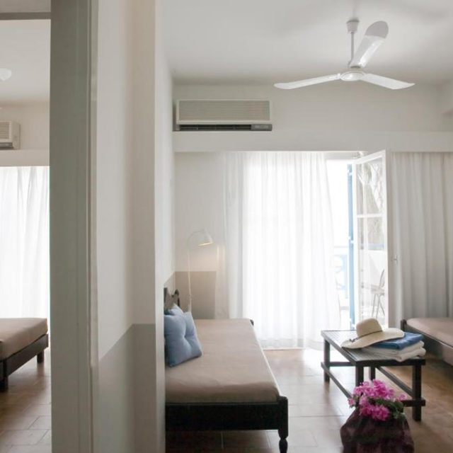 Hotel Kamari Beach
