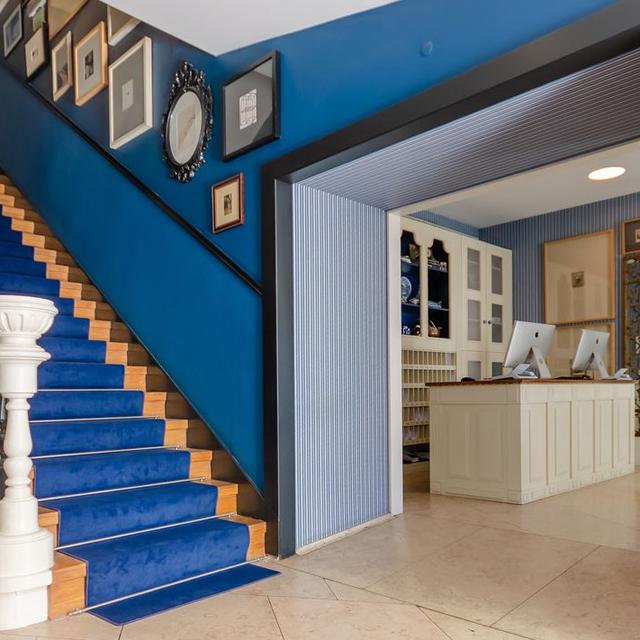 Lx Boutique Hotel