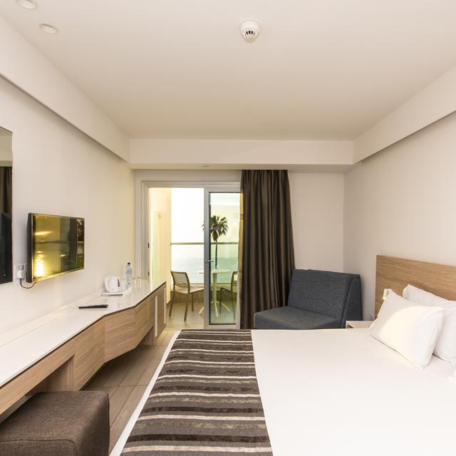 Evalena Beach Hotel
