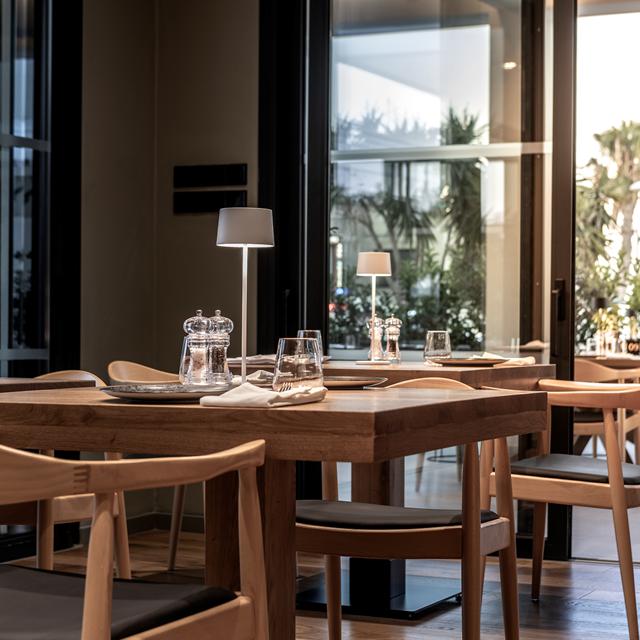 Anemi Hotel and Suites