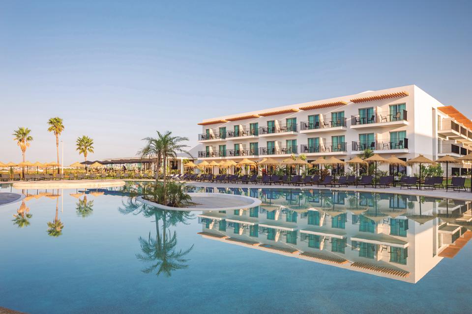 Hotel AP Cabanas Beach & Nature