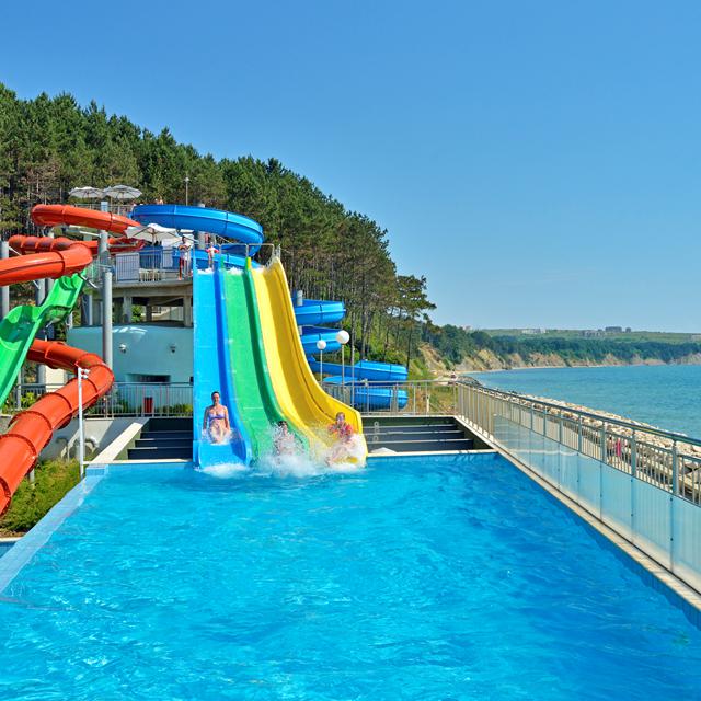 Hotel Sol Luna Bay Resort
