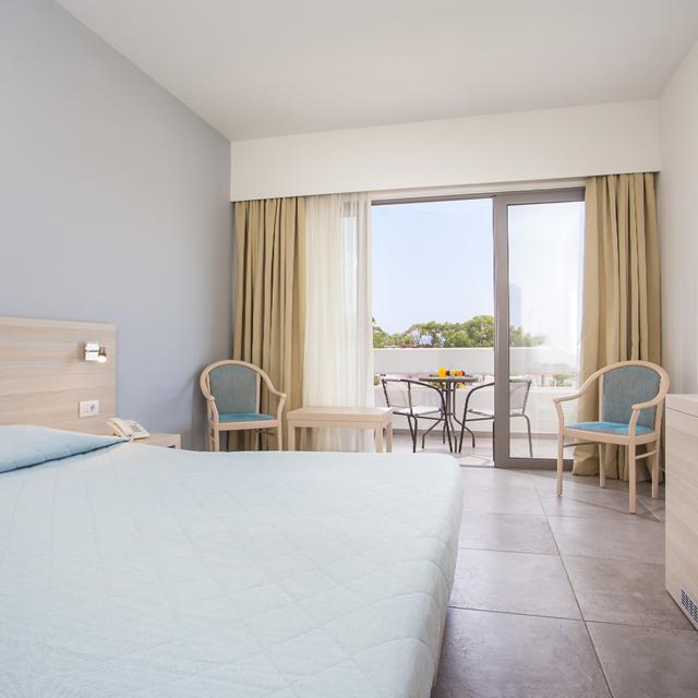 Hotel Niriides