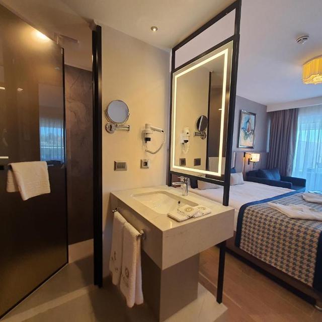 Sunthalia Hotels & Resort - adults only