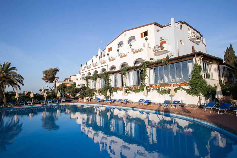 Hotel Arathena Rocks