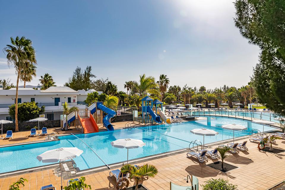 Aparthotel THB Tropical Island Resort - logies & ontbijt