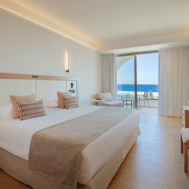 Hotel Golden Coast Beach