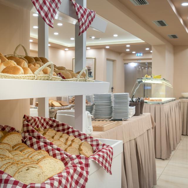 Denise Beach Hotel