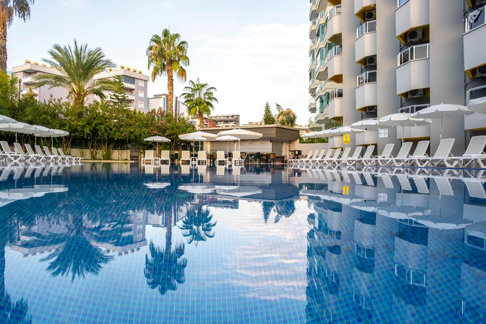 Hotel Simply Fine Alize