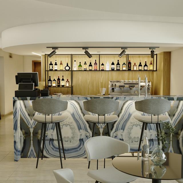 Amphitryon City Hotel