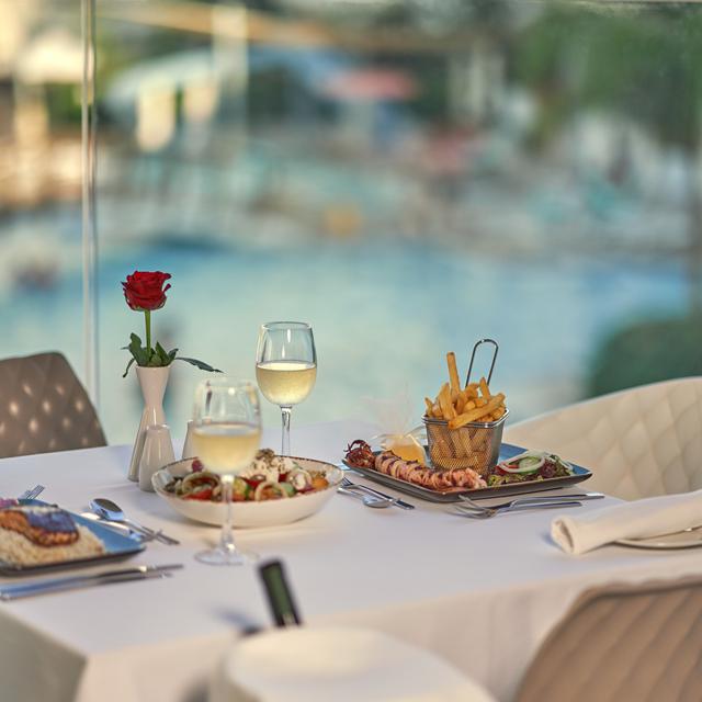 Vangelis Hotel & Suites