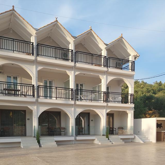 Avra Suites & Apartments