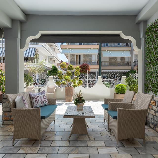 Ouzas luxury Hotel Ξενοδοχείο
