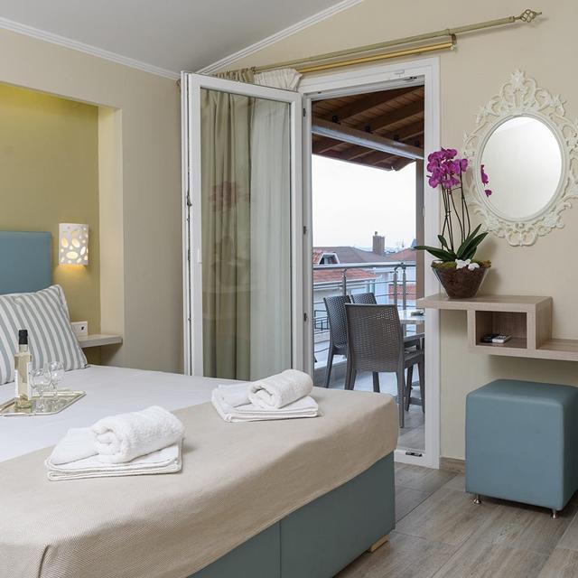 Ammos Beach Seaside Luxury Suites Hotel