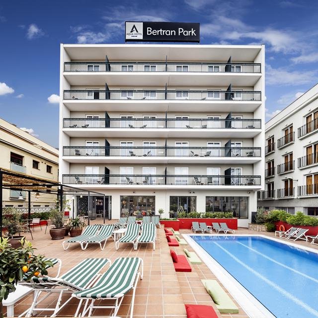 AQUA Hotel Bertran Park - logies & ontbijt