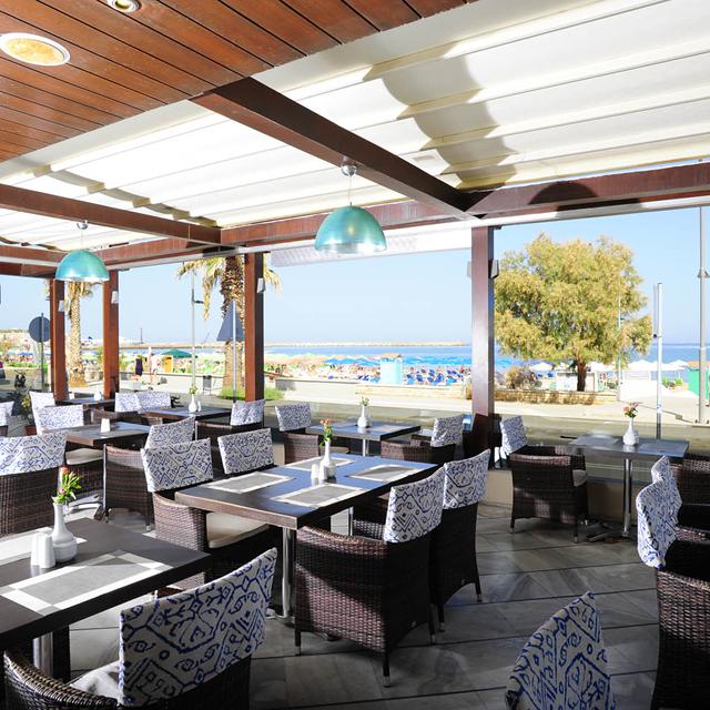 Steris Elegant Beach