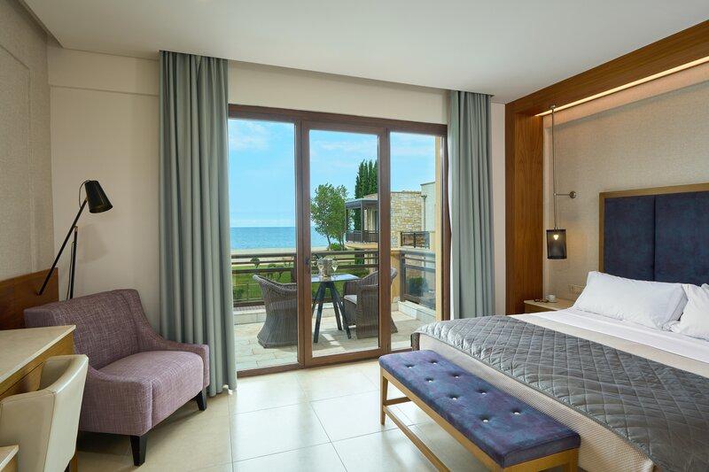 Mediterranean Village Hotel & Spa, foto 2