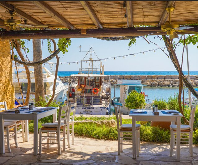 Coral Beach Hotel & Resort