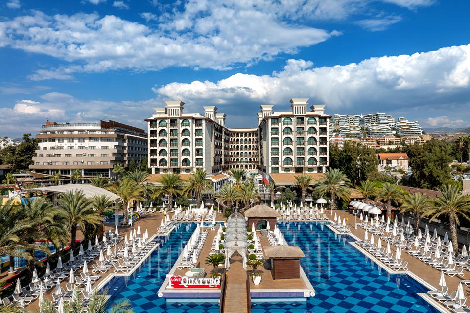Hotel Quattro Beach & Spa