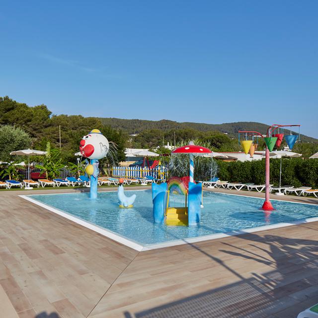 Invisa Aparthotel Casa Luis