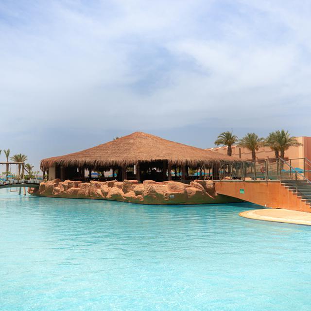 Hotel V Grand Resort Sahl Haseesh