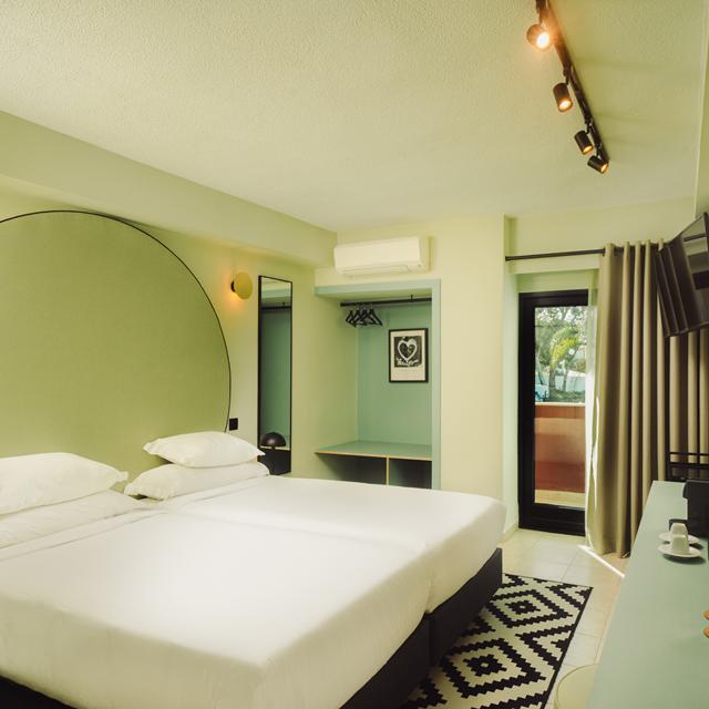 Topazio Vibe Beach Hotel & Apartments - Hotel (Adults only 18+)