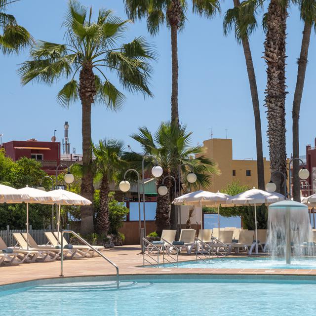 Hotel htop Jadhe