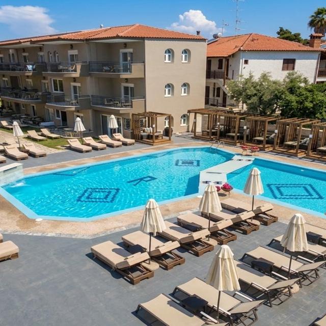 Royal Hotel & Suites - all inclusive